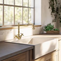PB Old Fashion Single hole kitchen faucet Brass V1910