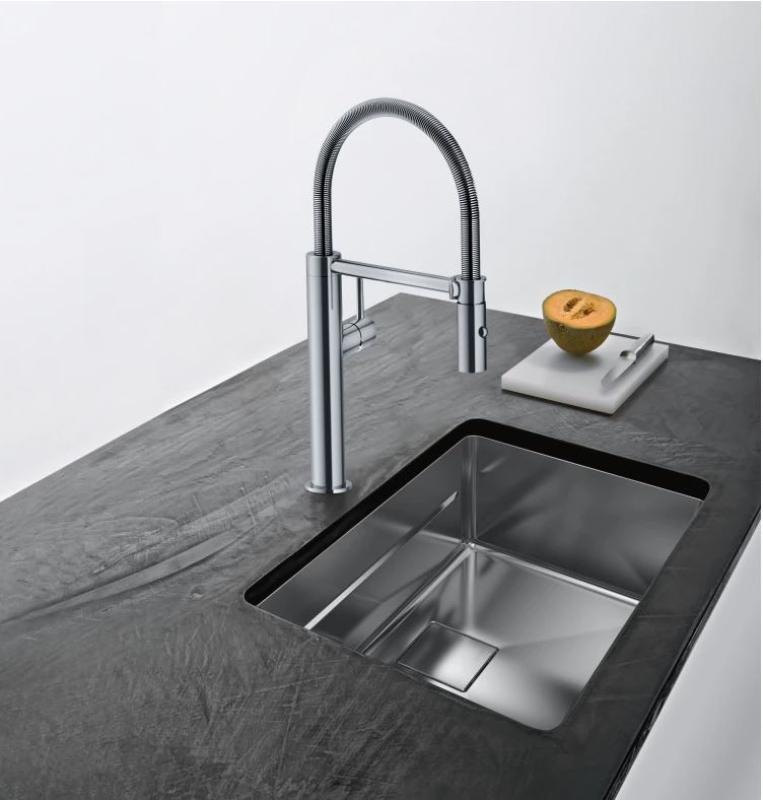 Franke Pescara Semi Pro L Kitchen tap flexible spout stainless steel 115.0472.960