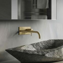Waterevolution Flow built-in washbasin faucet with cover plate Brushed Brass with spout 25cm T1161LE-25