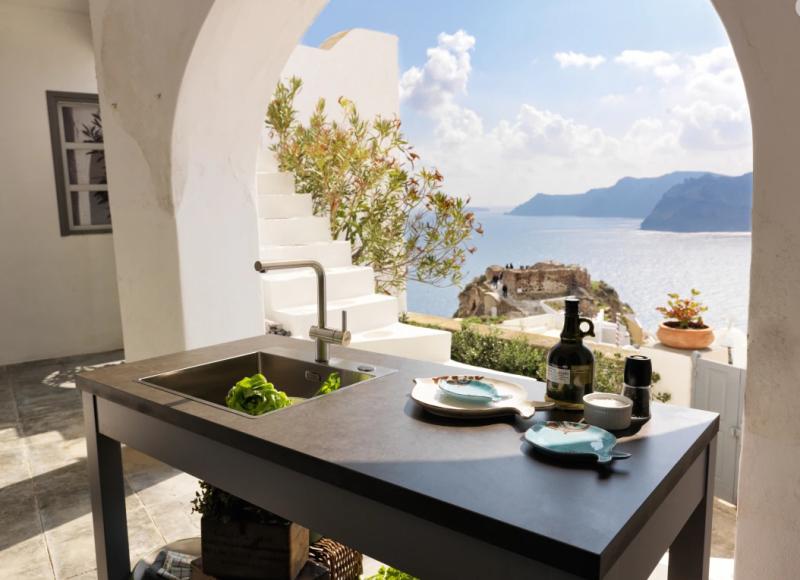 Franke Kitchen tap Atlas Neo swivel spout pvd gun metal 115.0628.207