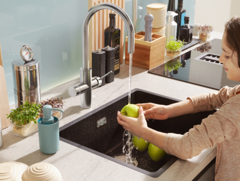 Franke Maris water hub 4L boiler 3-in-1 with Touch electronic boiling water tap stainless steel with water hub mixer set 1208957943