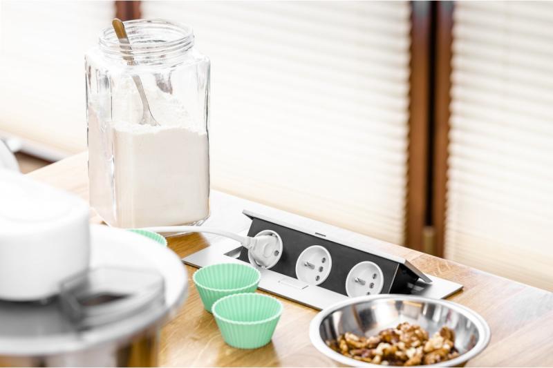 Rectangular recessed socket 1208958683