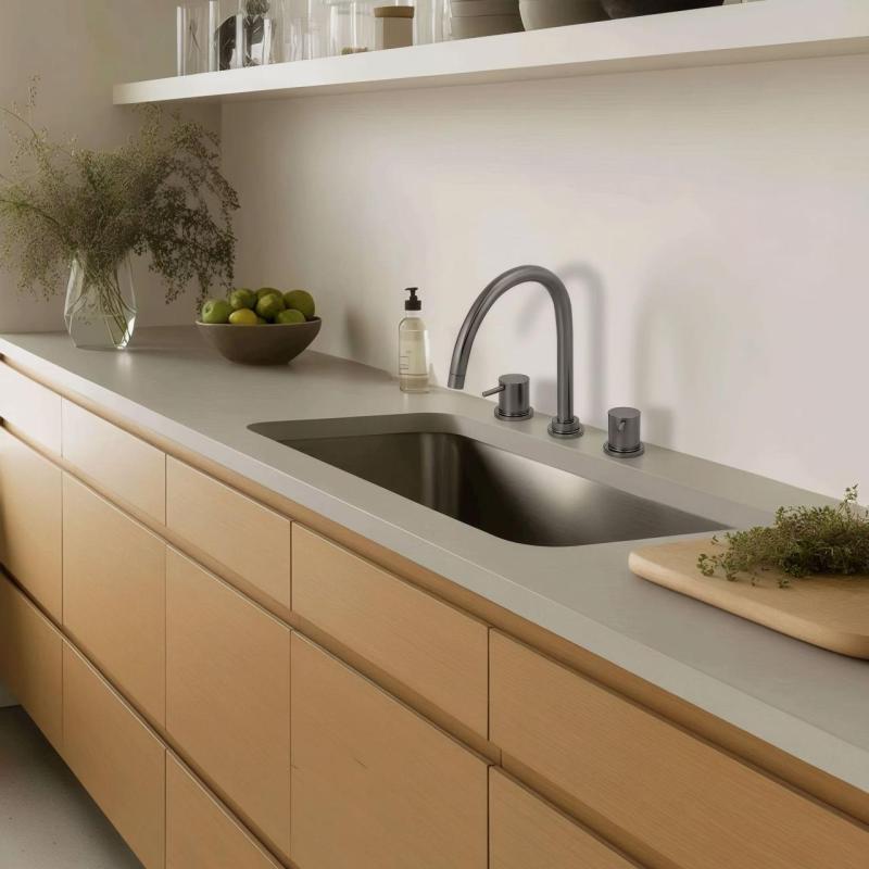 Waterevolution Flow 3-hole kitchen mixer tap with swivel spout and filtered water connection gun metal T152UGME