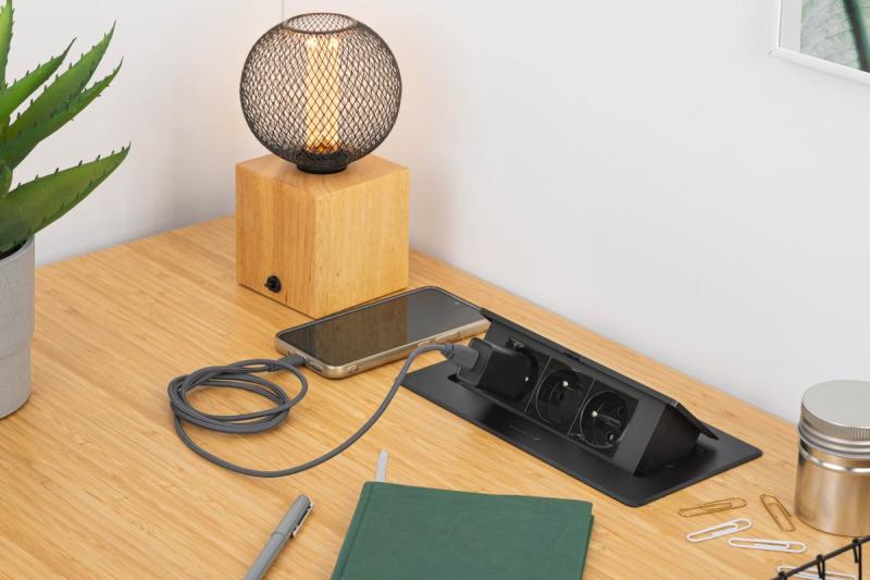 SOFT pull-out power socket