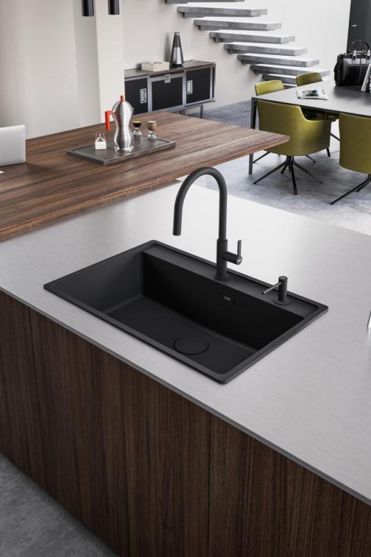 Franke Maris Slim J Kitchen Faucet Black with Retractable Spout 115.0728.389