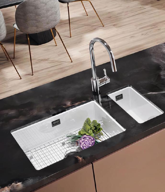 Ausmann Ceramic Ember Ceramic White Half Sink Surface-mounted and Undermount 174 x 400 mm with Gunmetal Plug 1208971503